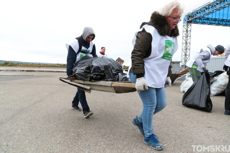 Как особый вид спорта: в Томске прошел чемпионат по сбору мусора