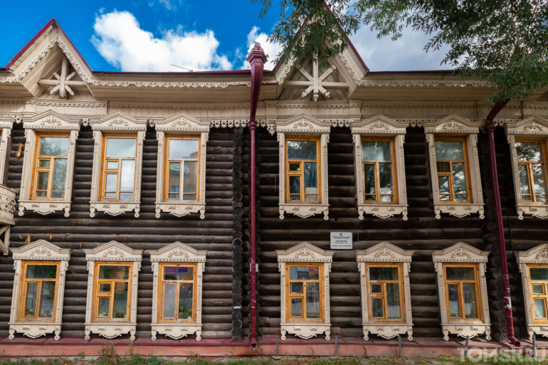 WoodTomsk: история одного дома и художника. Доходный дом на Гагарина