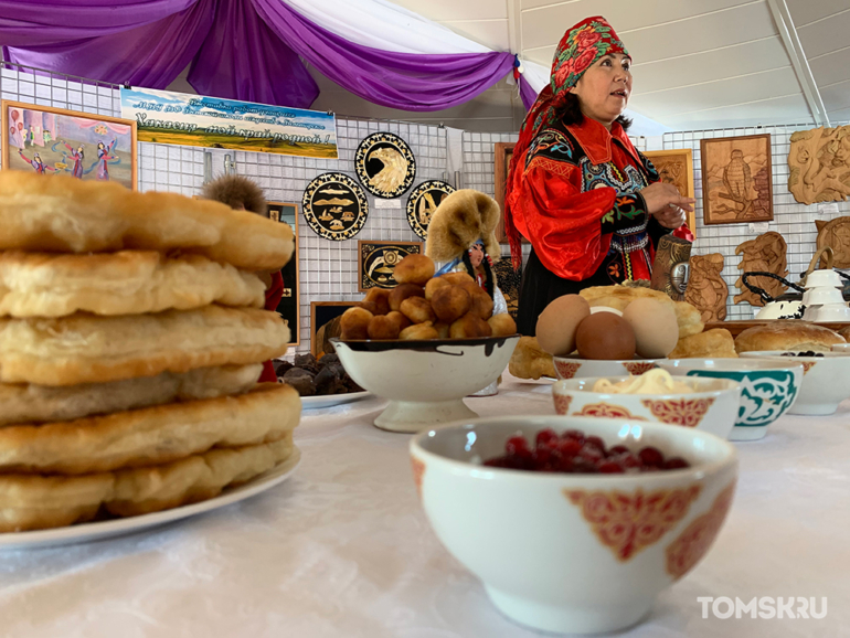 Вкусная Сибирь: кровяная колбаса в Абакане на обед