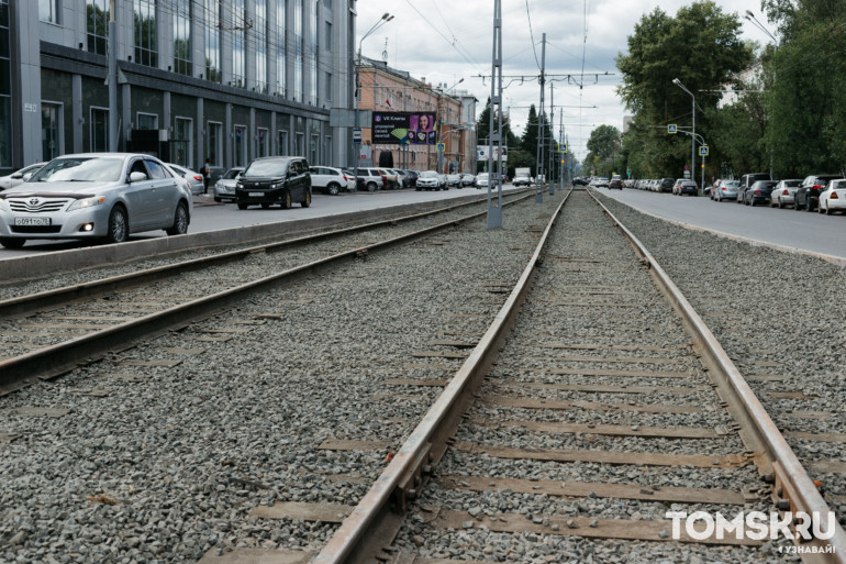 Впервые за 15 лет в Томске отремонтировали трамвайные пути на Кирова