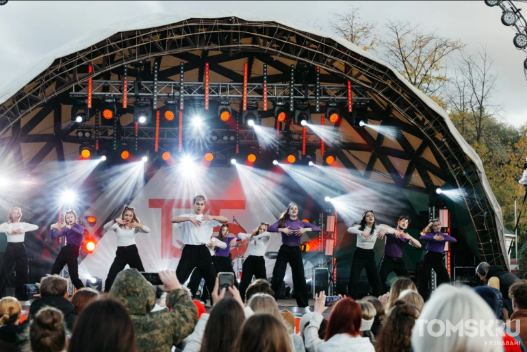 «Встреча друзей». СибГМУ отметил 135-летие концертом в центре Томска