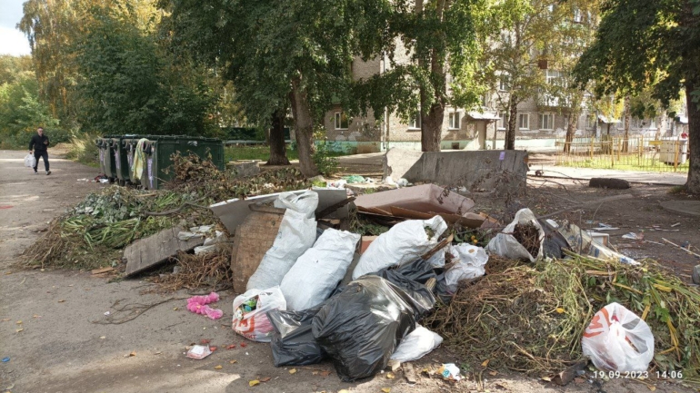 Томичи жалуются на многочисленные свалки в Ленинском районе