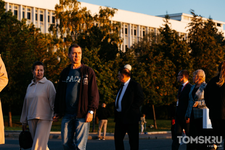 Фоторепортаж: первый сибирский фестиваль воздушных шаров стартовал в Томске