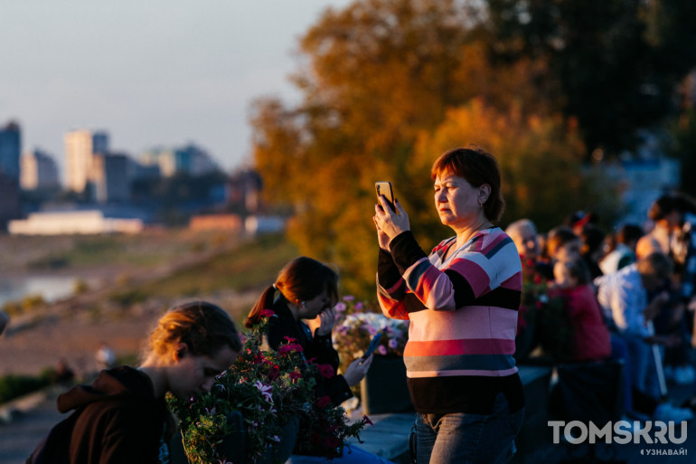 Фоторепортаж: первый сибирский фестиваль воздушных шаров стартовал в Томске