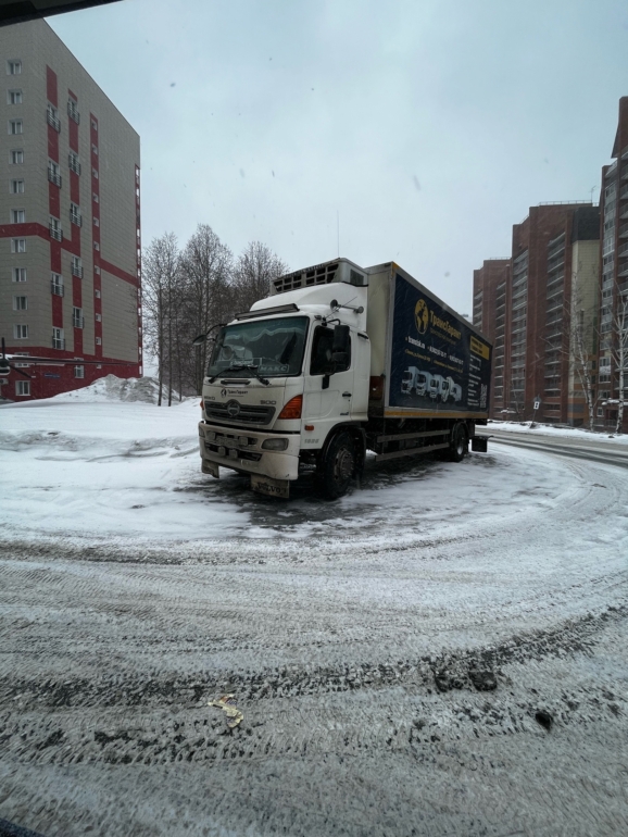 Мастера томской парковки: царство фур или помехи на тротуаре