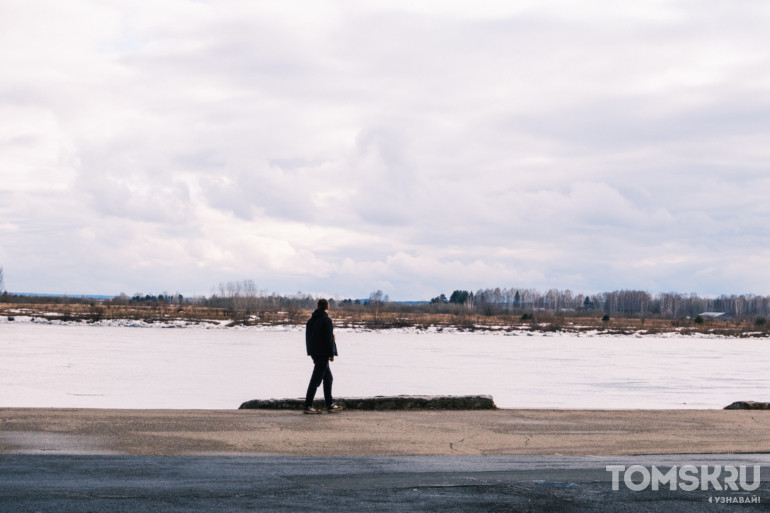 Как выглядят подвижки льда на Томи в районе Лагерного сада. Фоторепортаж