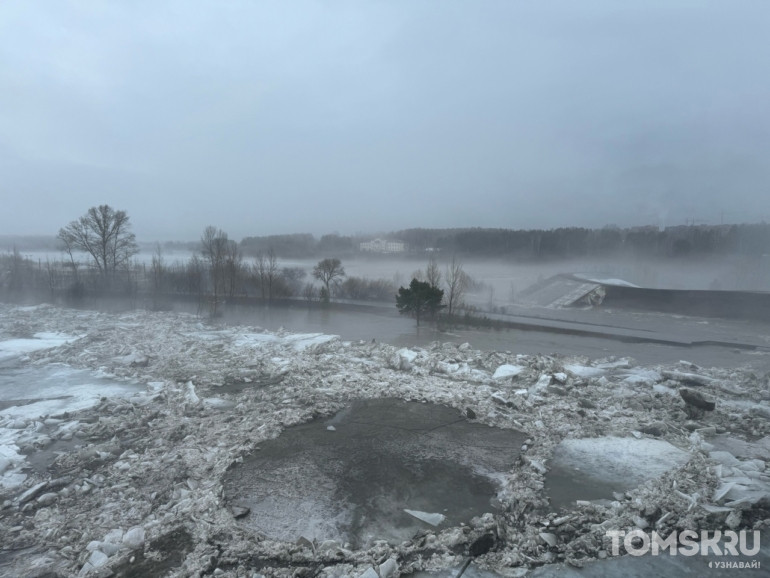 Земляная дамба в Томске размыта, дорогу на Сенную Курью смыло – фоторепортаж