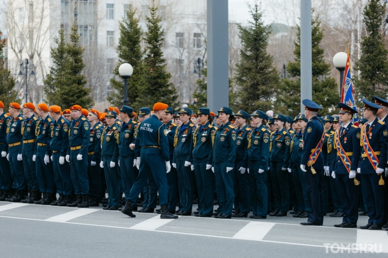 В Томске прошла генеральная репетиция парада Победы. Фоторепортаж Tomsk.ru