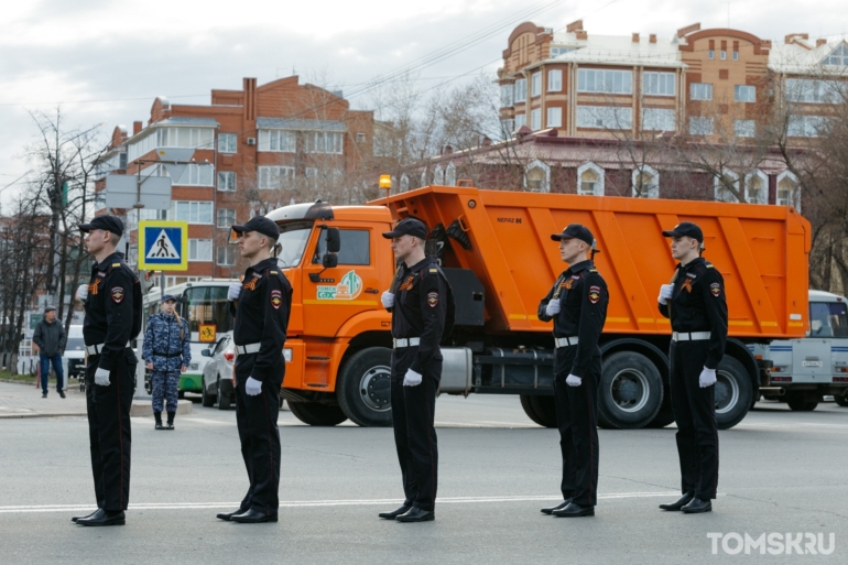 В Томске прошла генеральная репетиция парада Победы. Фоторепортаж Tomsk.ru