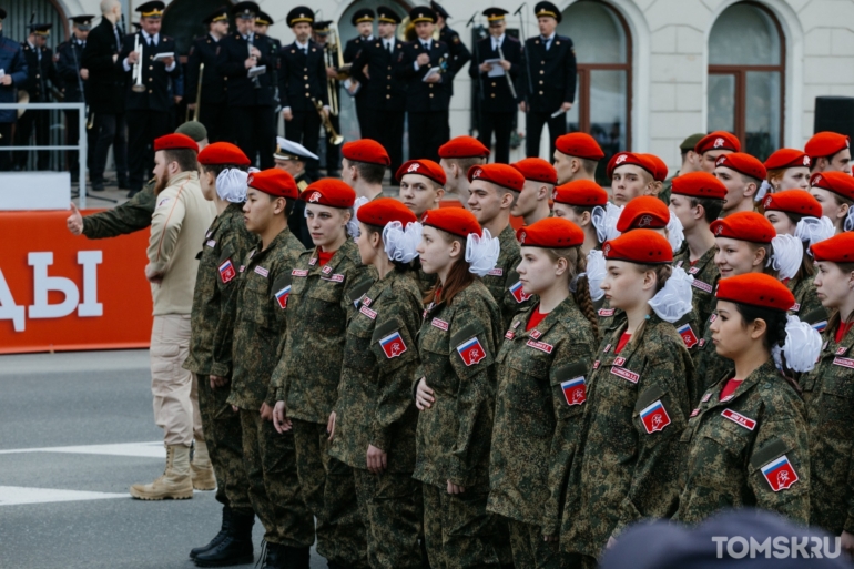 В Томске прошла генеральная репетиция парада Победы. Фоторепортаж Tomsk.ru