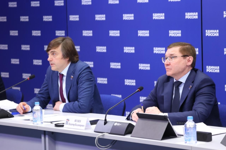 «Единая Россия» планирует завершить капремонт школ до 1 сентября
