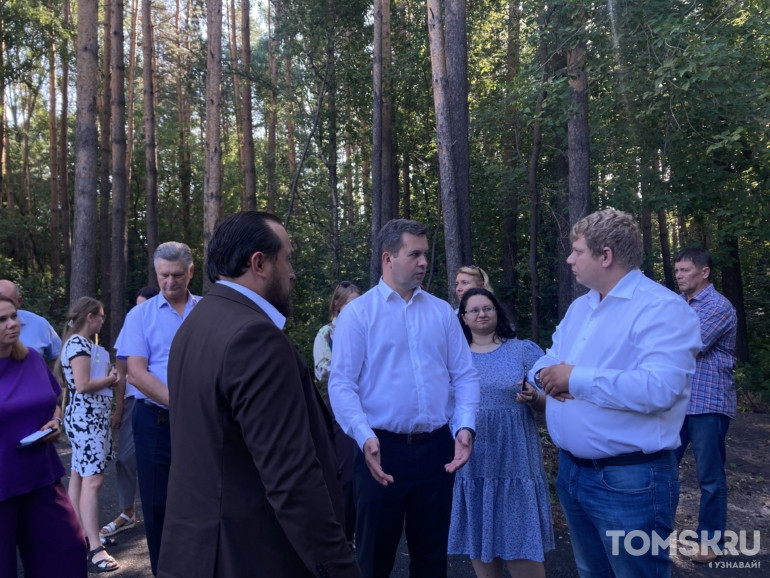 В Томске раньше срока закончили благоустройство сквера в переулке Баранчуковском