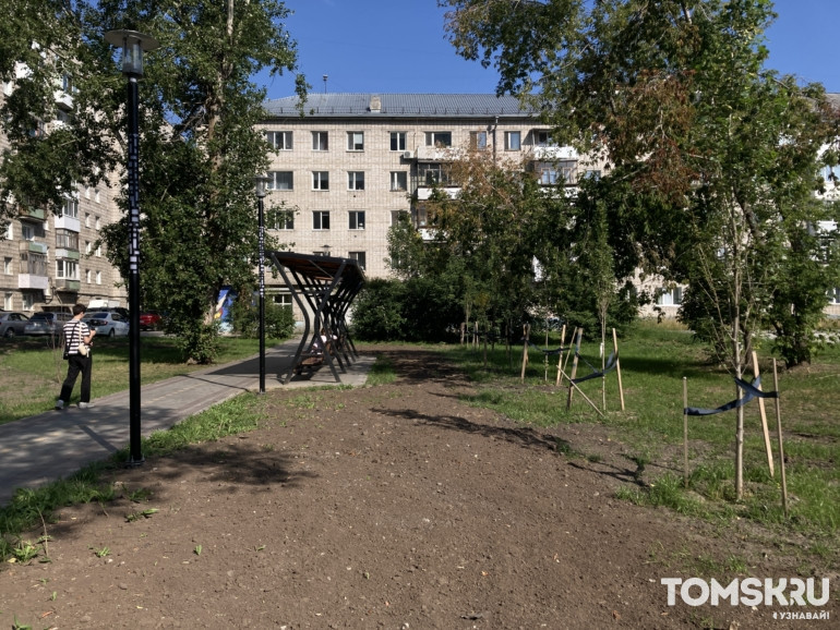 В Томске раньше срока закончили благоустройство сквера в переулке Баранчуковском