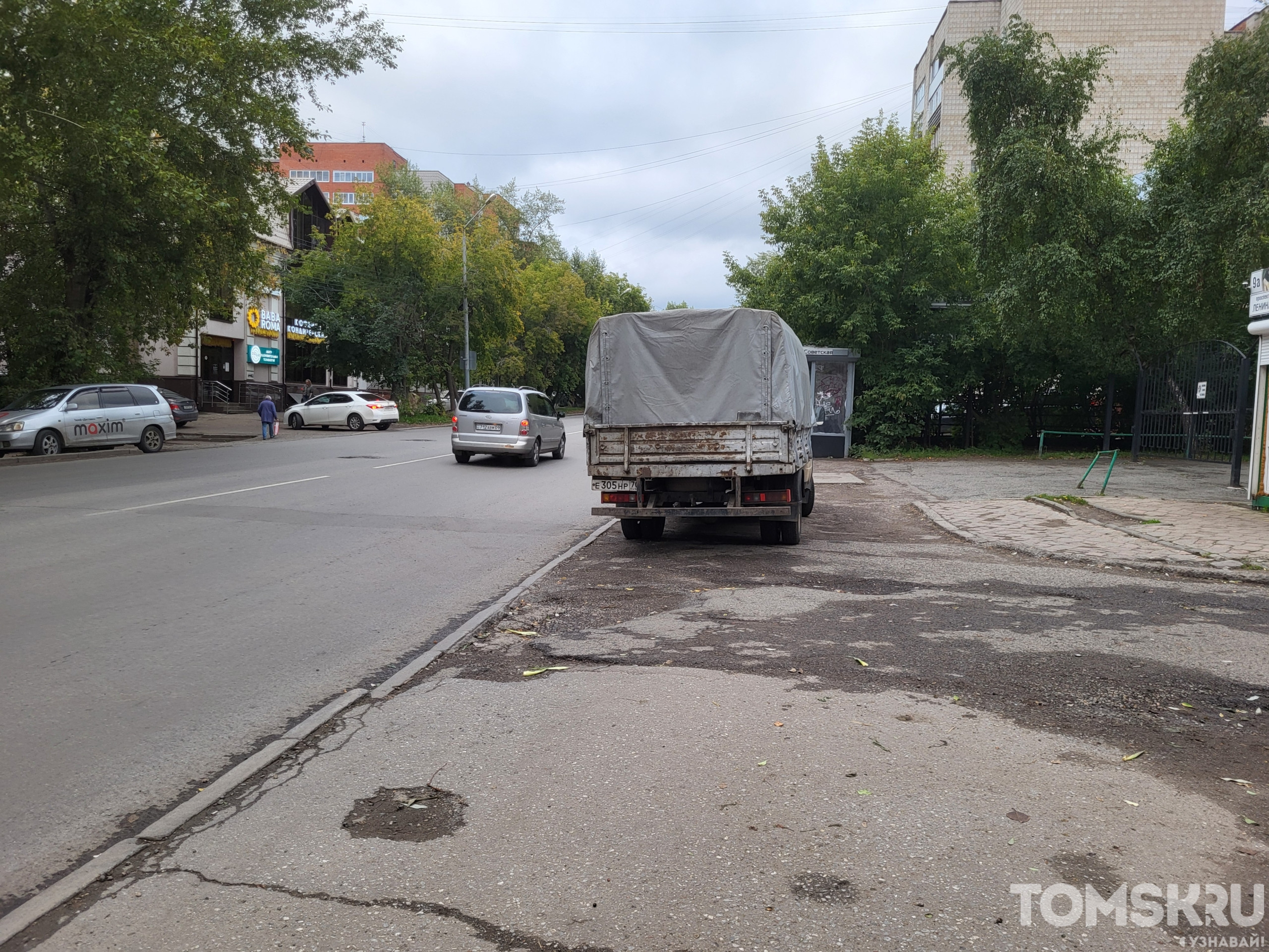 Мастера томской парковки: газельное инферно или остров безопасности