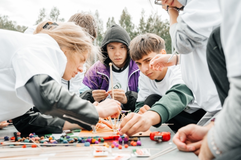 Более 1 900 первокурсников ТПУ начнут учебный год инженерным кубком по строительству башен