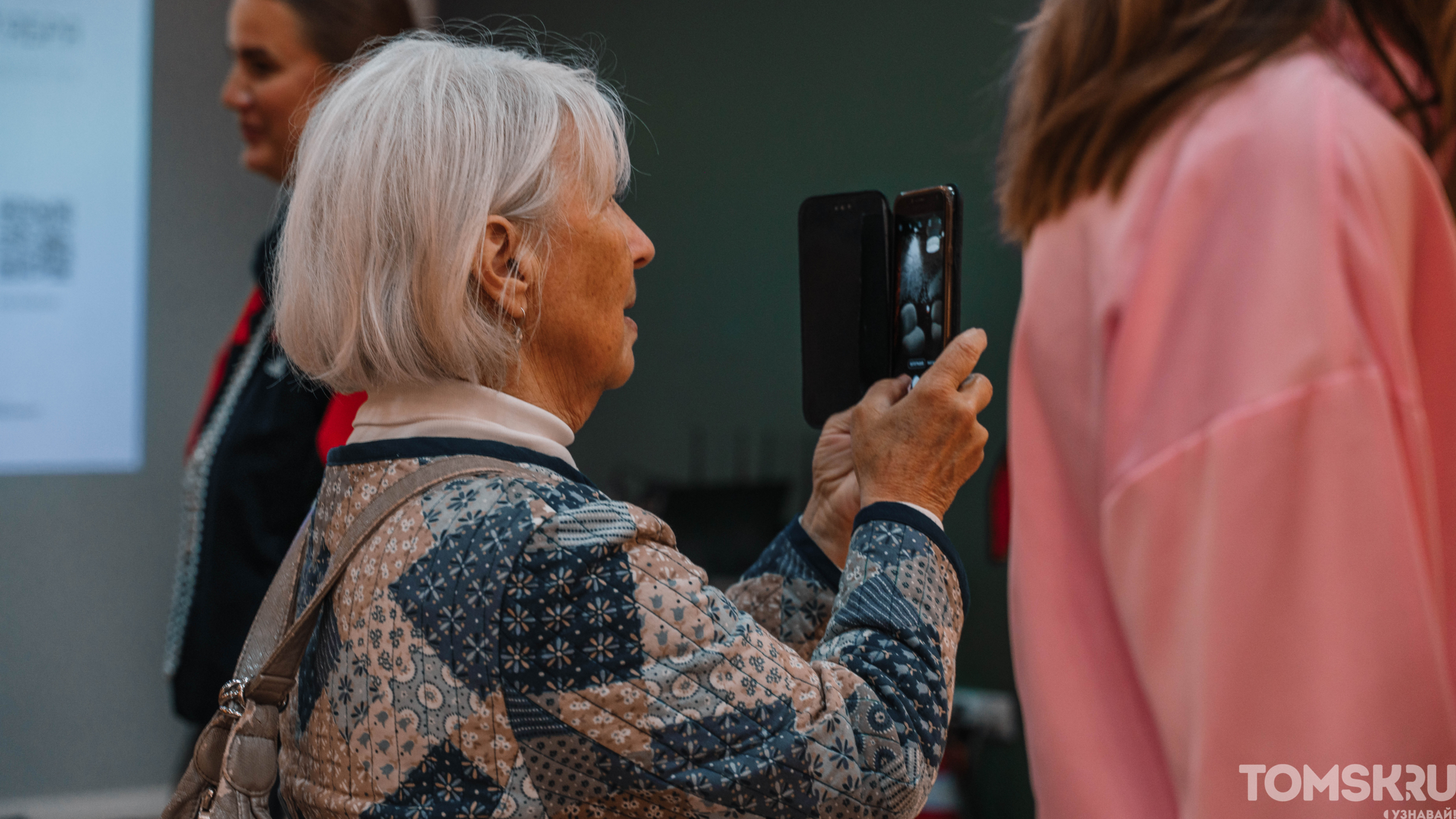 В томском Музее славянской мифологии открылась первая интерьерная выставка