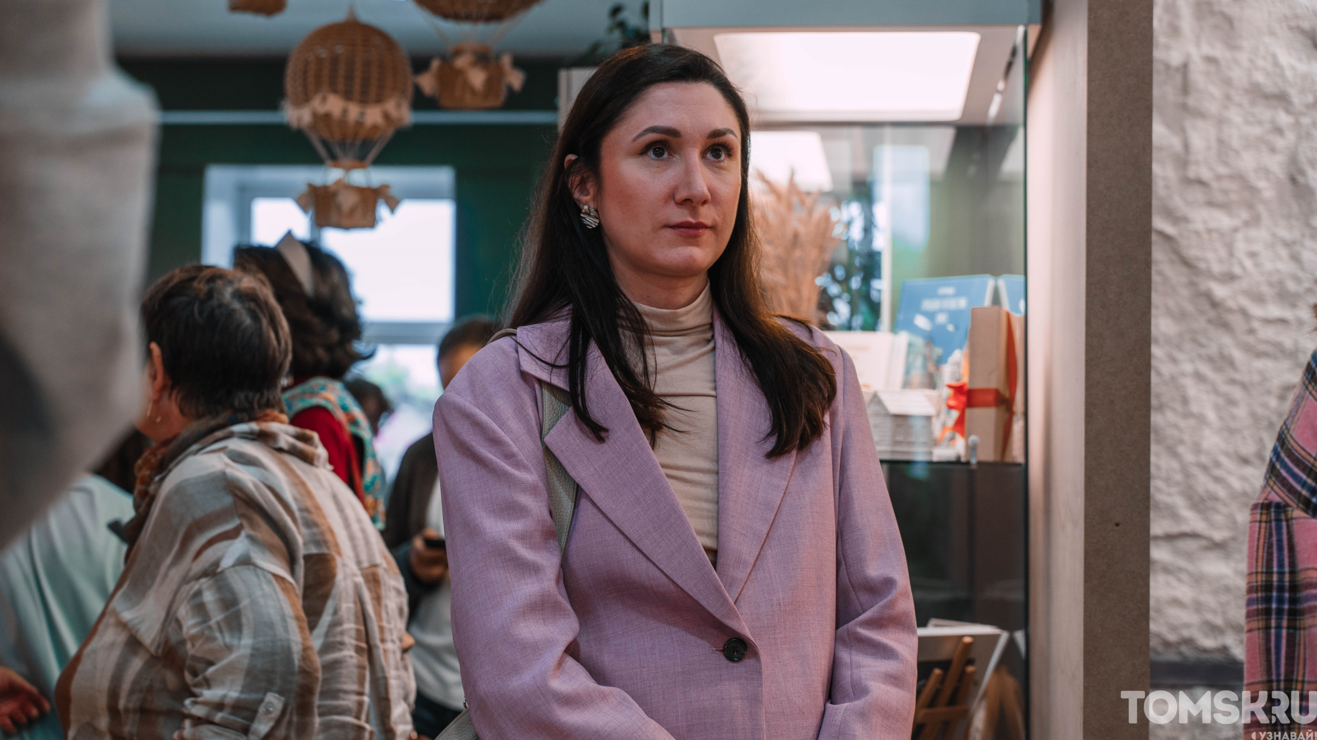 В томском Музее славянской мифологии открылась первая интерьерная выставка