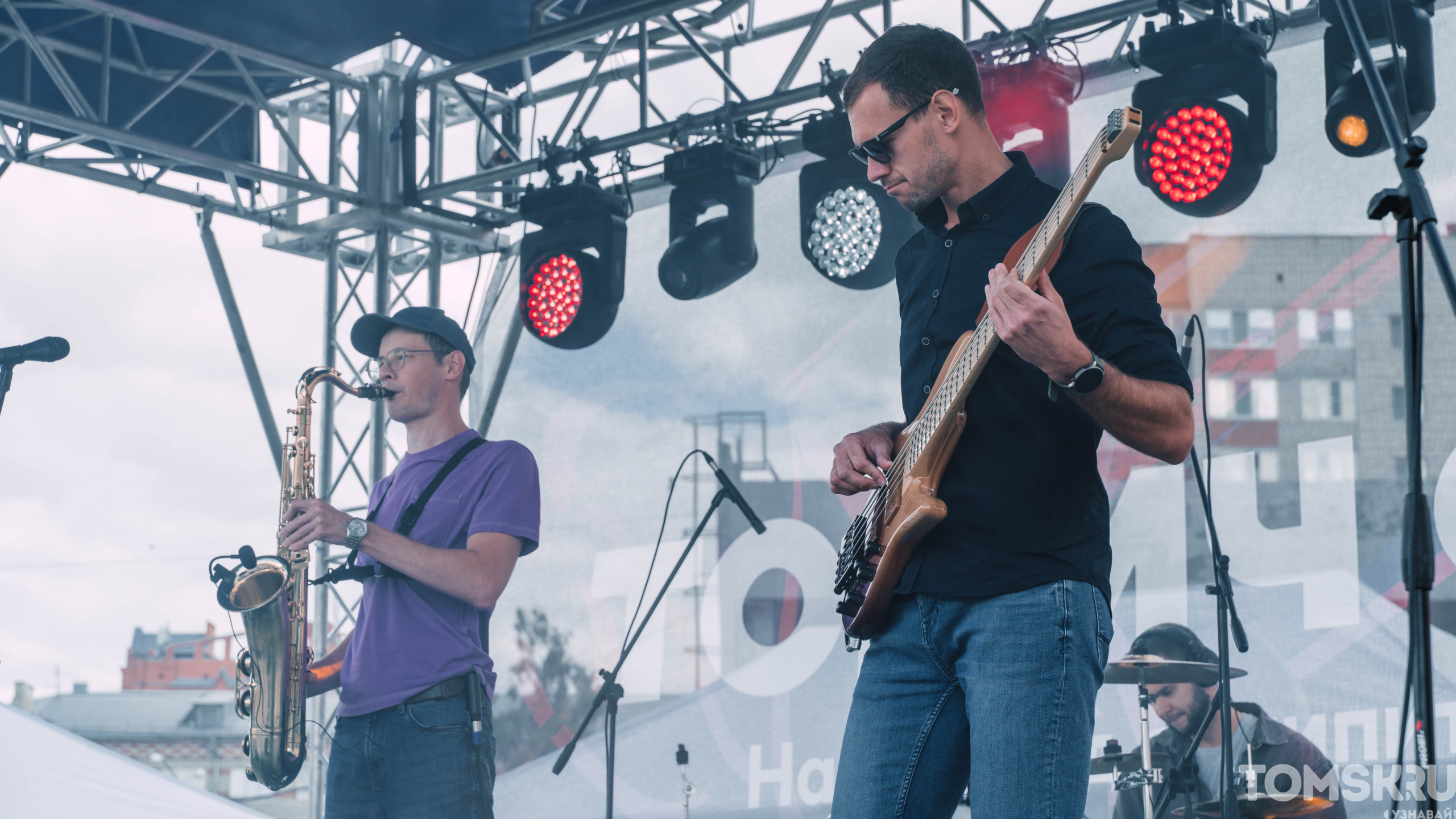 Множество авто и конкурс мастеров: в Томске прошел первый «ТомичФест»