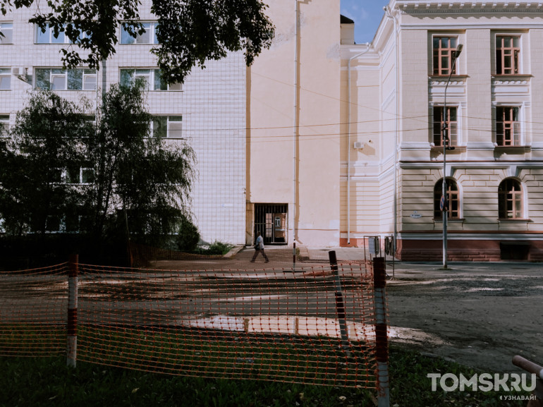 Ремонт теплотрассы на Савиных в Томске закончат к середине сентября