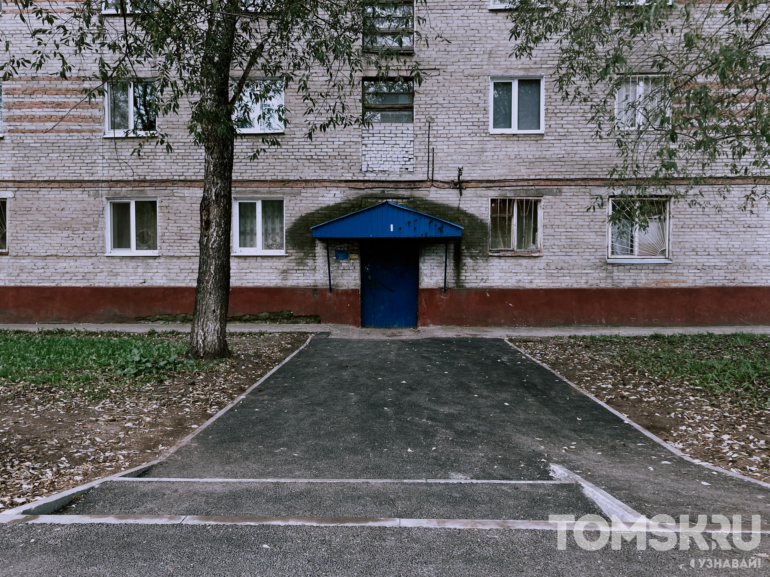 В Томске убрали «вечную» свалку на Вокзальной, а вместо нее разбили сквер