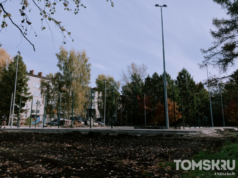 Томичи и власти негодуют из-за срыва сроков благоустройства Белого озера