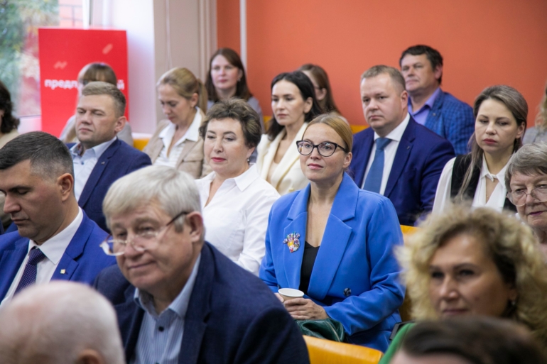 Депутаты Законодательной Думы обсудили меры поддержки МСП в Томской области