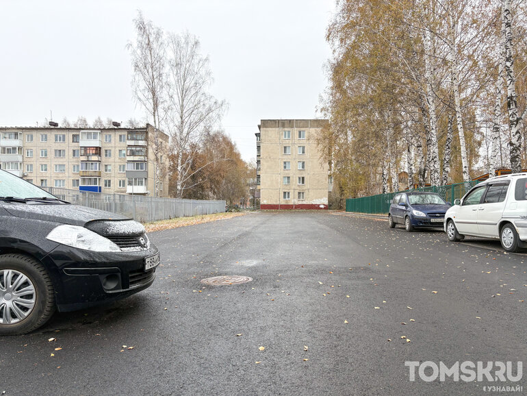 Вице-мэр Томска проверил благоустройство трех территорий в Октябрьском районе
