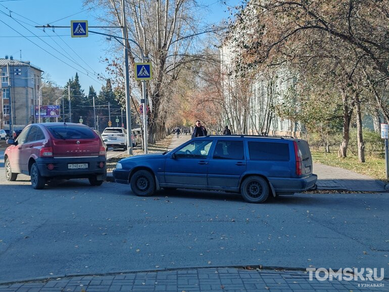 Мастера томской парковки: явные нарушители и отпетые хулиганы