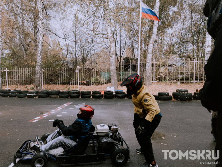 Дмитрий Махиня: паркет в баскетбольной школе №6 лучший в Томской области