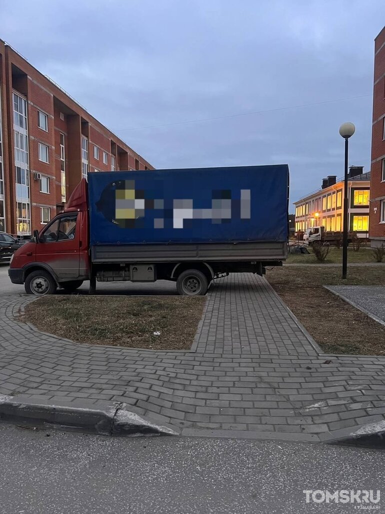 Мастера томской парковки: явные нарушители и отпетые хулиганы