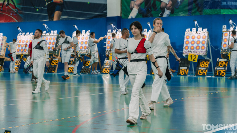 Красиво и эстетично: как прошел турнир по стрельбе из лука в Томске