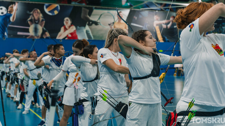 Красиво и эстетично: как прошел турнир по стрельбе из лука в Томске
