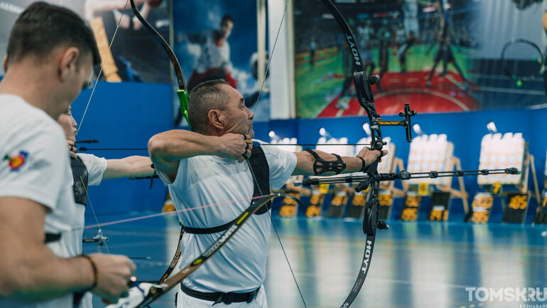 Красиво и эстетично: как прошел турнир по стрельбе из лука в Томске
