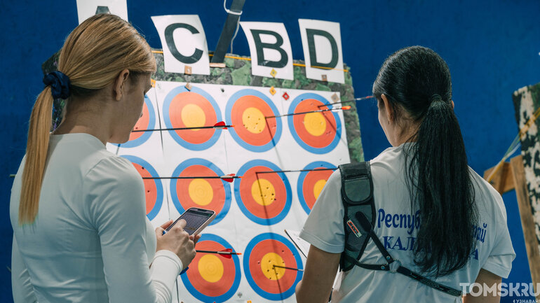 Красиво и эстетично: как прошел турнир по стрельбе из лука в Томске