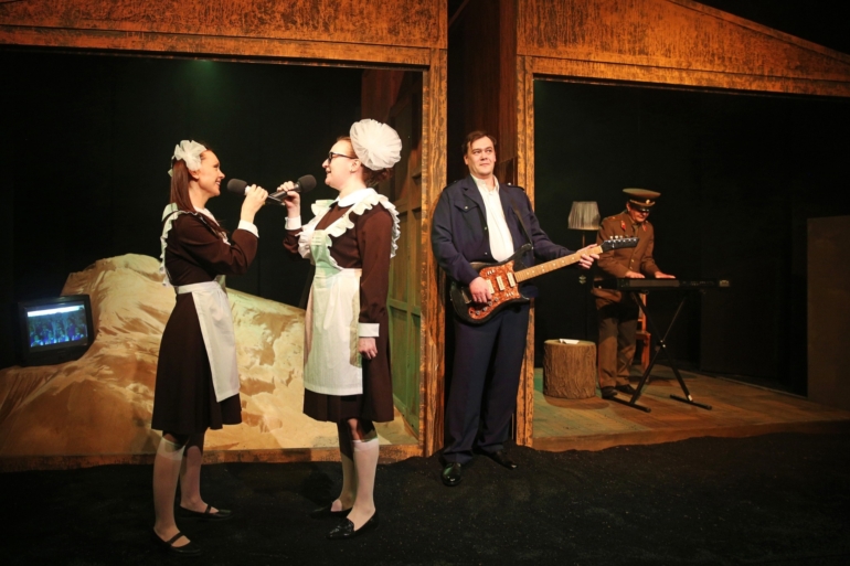 «Укрощение строптивой» или «Любовь»: театральная афиша Томска