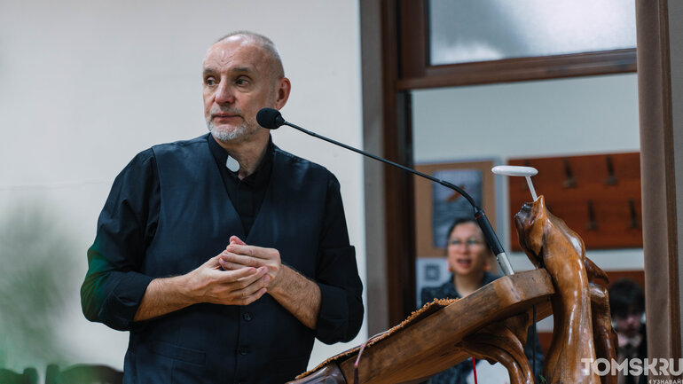 Как празднуют рождество томские католики — фото