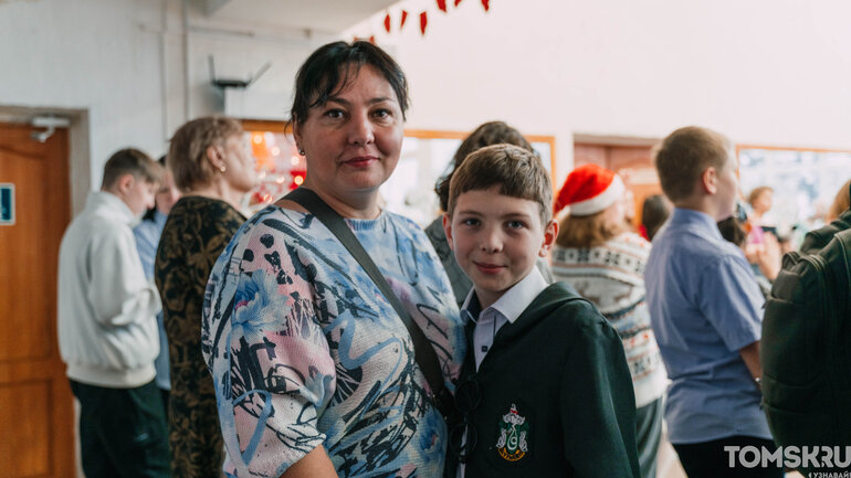 В Томске прошла Елка для детей из приемных и замещающих семей