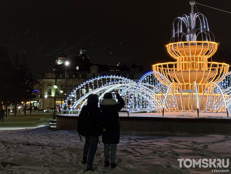 Фоторепортаж: в Томске стартовал новогодний сезон