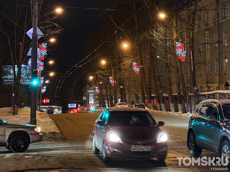 Фоторепортаж: в Томске стартовал новогодний сезон