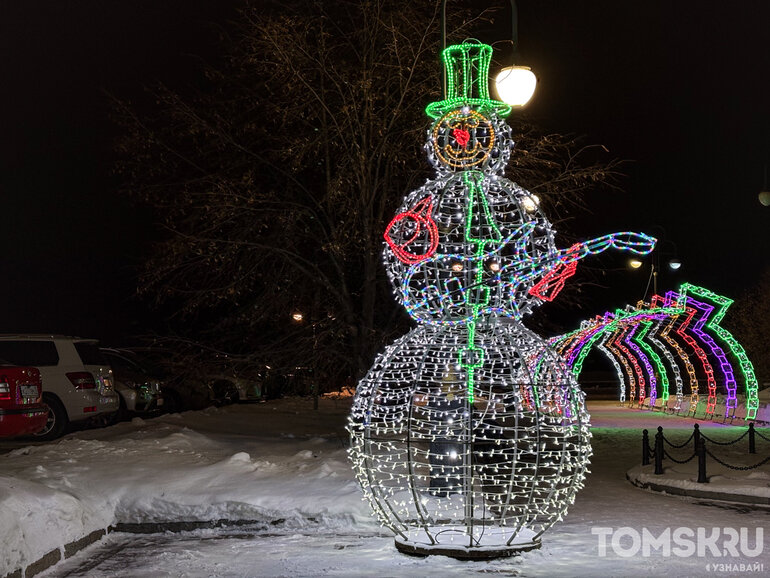 Фоторепортаж: в Томске стартовал новогодний сезон