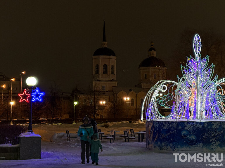 Фоторепортаж: в Томске стартовал новогодний сезон