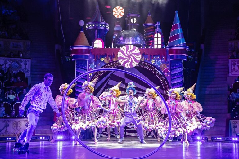 Томичей приглашают в Новосибирск: восемь идей для семейного новогоднего чуда