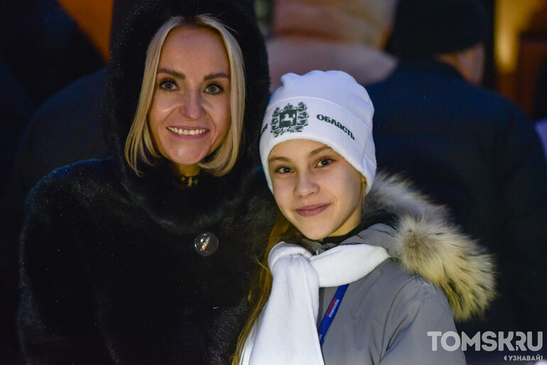 Томские школьники вернулись с главной елки страны в Кремлевском дворце