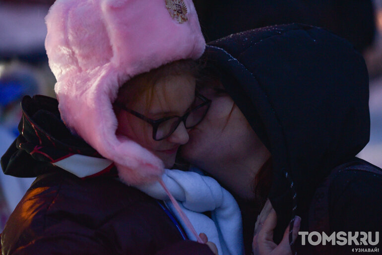 Томские школьники вернулись с главной елки страны в Кремлевском дворце