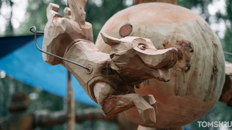 Новые спектакли, отмена супермурала и концерт в Ватикане: культурные итоги года от Tomsk.ru