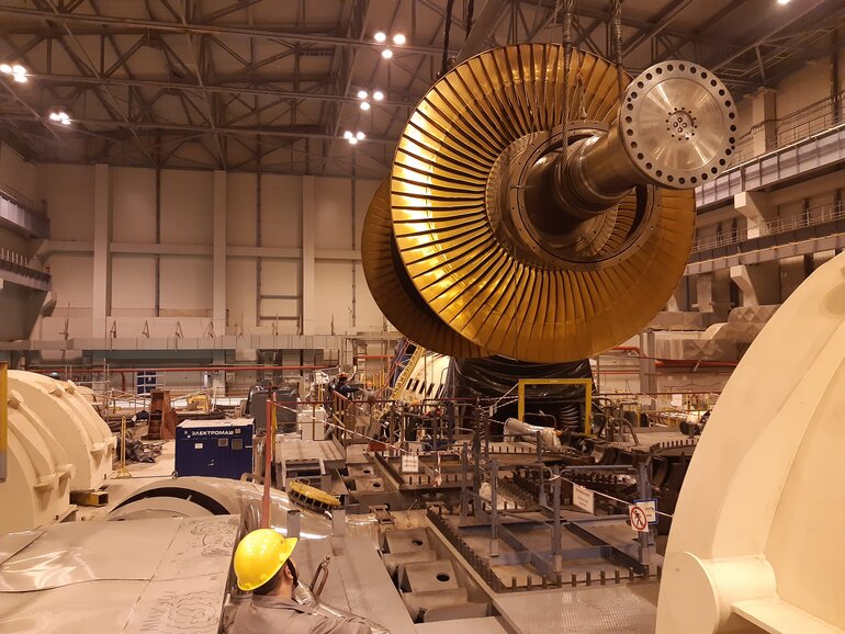 Сосны и атом — новые символы будущего