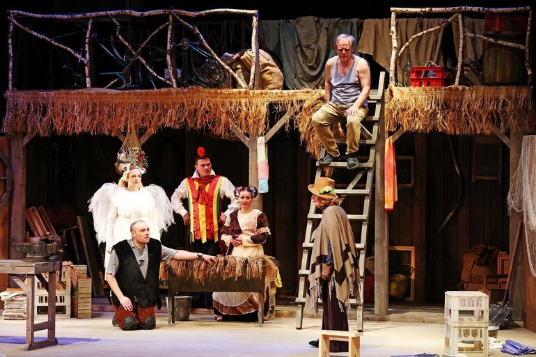 «Весы» в Томской драме или Грибоедов в ТЮЗе: театральная афиша Томска