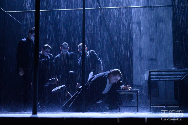 «Сережа очень тупой» или «Записки сумасшедшего»: театральная афиша Томска