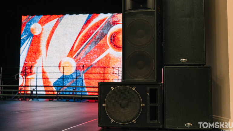 В Томске завершился ремонт зала Дворца творчества детей и молодежи