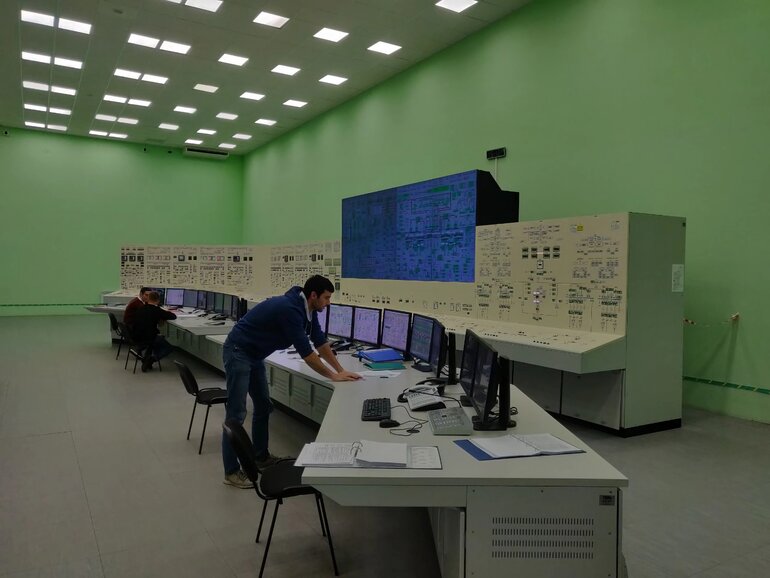 Сосны и атом — новые символы будущего